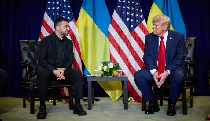 Команда Зеленського поділилася на два табори щодо поїздки до США