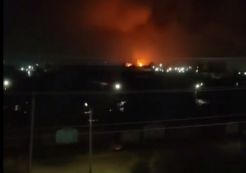 Дроны в Таганроге атаковали местный авиазавод и могли уничтожить самолет  