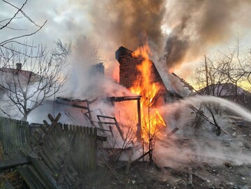 На Чернігівщині РФ атакувала енергообʼєкт та підприємства: є загибла та поранені