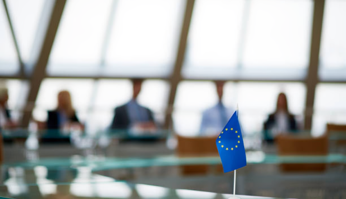 ЕС ускоряет решение по замороженным активам РФ для финансирования Украины