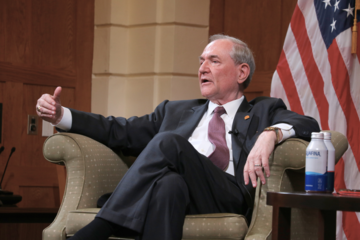 Посол США о коррупционном скандале: Мы хотим, чтобы украинцы выявляли коррупцию и задерживали виновных