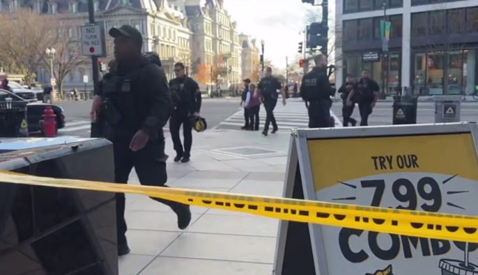  Неподалік Білого дому стріляли у двох бійців Нацгвардії — ABC