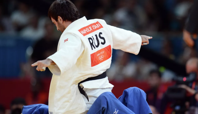 Росіяни повертаються на міжнародні турніри з дзюдо з національною символікою 