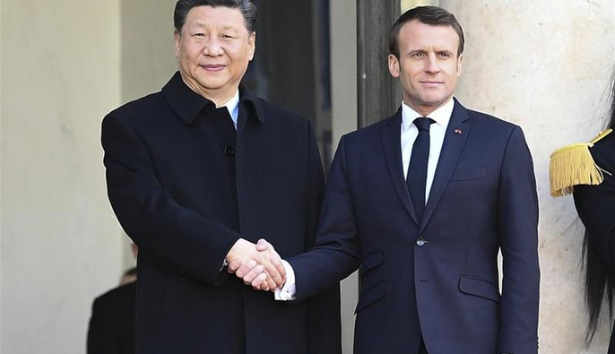 Макрон во время визита в Китай будет просить Си повлиять на Путина по поводу перемирия в Украине
