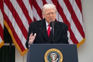 Трамп назвал "глупой" журналистку, которая спросила о стрельбе возле Белого дома