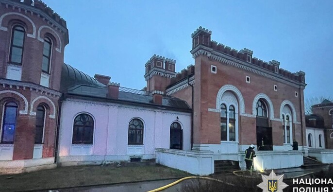 В Черновцах мужчина устроил пожар в Садгорской синагоге — его задержали