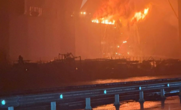 Горит склад с аккумуляторами: в РФ вспыхнул пожар в зоне, где производят дроны 