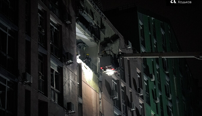 Комбінована атака РФ: у Києві є загиблий, серед 13 постраждалих - дитина