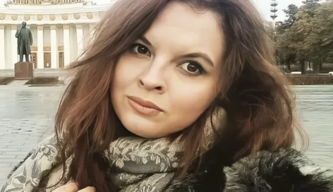 У РФ з колонії зникла журналістка, засуджена до чотирьох років ув'язнення