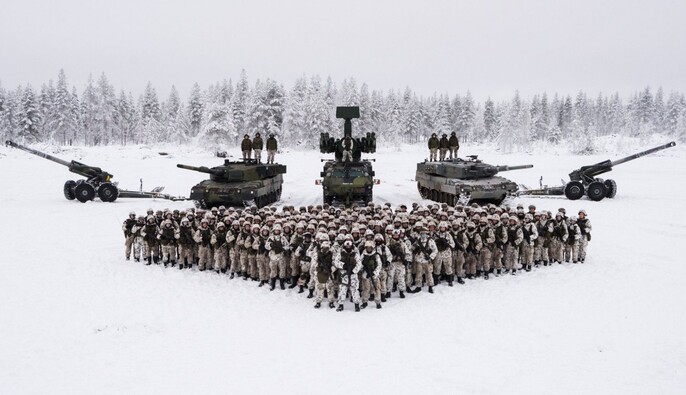 Финляндия с Британией начала совместные военные учения
