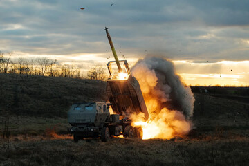 До конца года Украина хочет получить 1 млрд евро на вооружение из США - Bloomberg