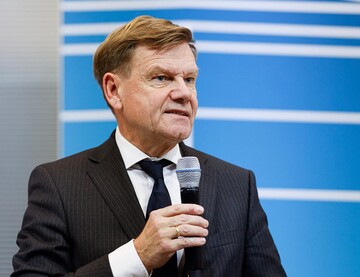 У МЗС Німеччини допустили, що Україні доведеться піти на "болючі поступки", які можуть завершитися референдумом