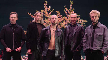 "Відколи": після розриву з дружиною Тополя та "Антитіла" заспівали про щире кохання у новому кліпі