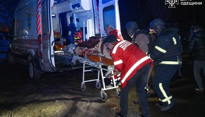 В Одессе в результате атаки загорелся энергетический объект, есть пострадавшие