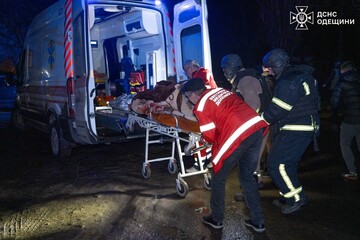 В Одессе в результате атаки загорелся энергетический объект, есть пострадавшие