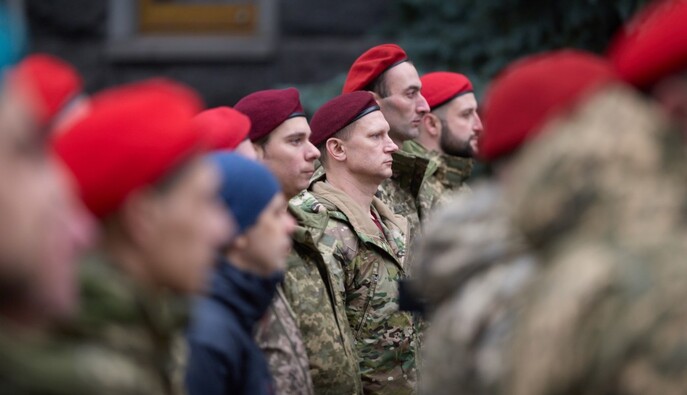 Зеленский поздравил воинов ракетных войск и артиллерии с профессиональным праздником