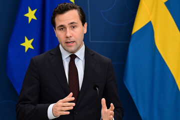  Швеция перенаправит Украине средства помощи для пяти стран — Reuters