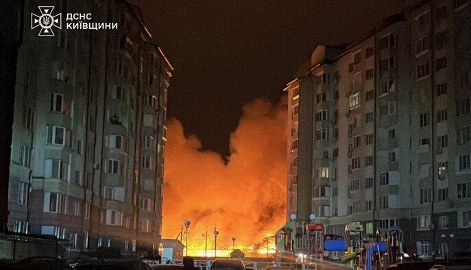 В Киевской области ранены три человека из-за массированной атаки РФ