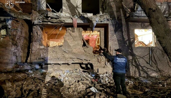 Росіяни скинули авіабомбу на Слов'янськ: є шестеро поранених