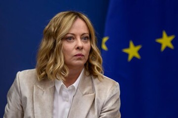 Премьер Италии поговорила с Зеленским и пообещала отправить генераторы в Украину.