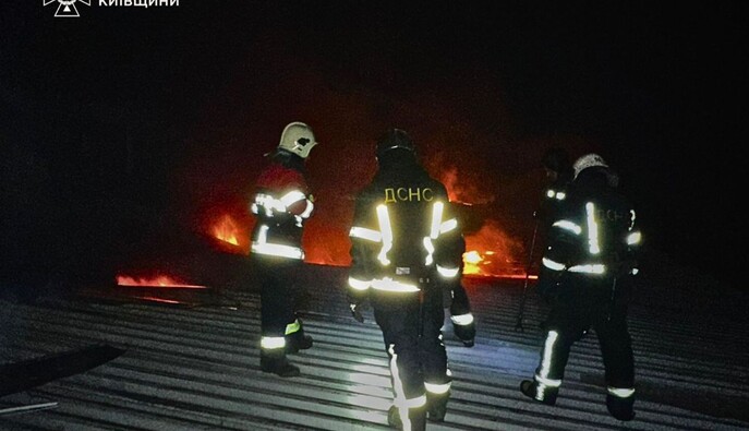 Російські дрони вдарили по Фастову – пошкоджено будинки і адміністративні споруди