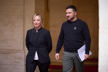 Зеленский после визита в Лондон и Брюссель полетит в Рим