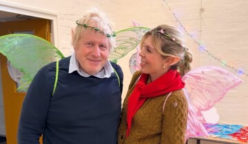 Борис Джонсон затанцював у крилах феї на святкуванні Дня народження доньки