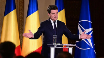 Президент Румынии: страна готова реагировать на вражеские дроны силовыми средствами