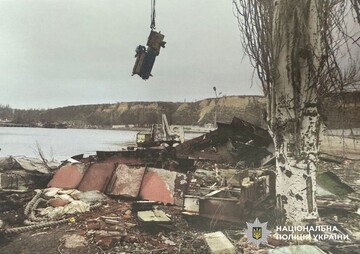 Ексчиновника Міноборони та працівників держпідприємства підозрюють у незаконному продажі списаних кораблів ЗСУ