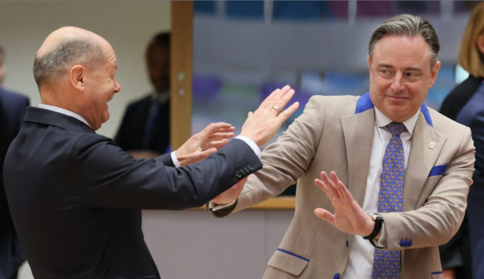 Бельгия блокирует финансирование Украины – ЕС угрожает изоляцией по «венгерскому сценарию»