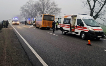 Аварія зі шкільним автобусом на Дніпропетровщині: двоє загиблих, число постраждалих зросло до 10 