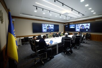 Гарантии безопасности: Украина обсудила один из трех документов с США