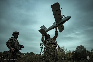 Зеленський привітав воїнів Сухопутних військ України з професійним святом