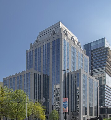 Россия подала в суд на бельгийский Euroclear, хранящий замороженные активы РФ