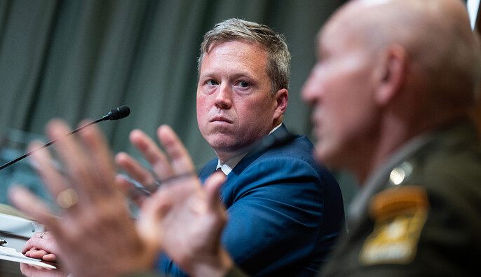  The Telegraph: У Білому домі точиться боротьба за контроль над мирними переговорами щодо України 