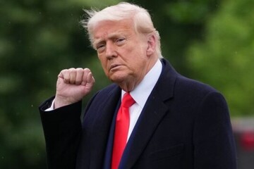 NBС News: Рейтинг президента США Трампа падає