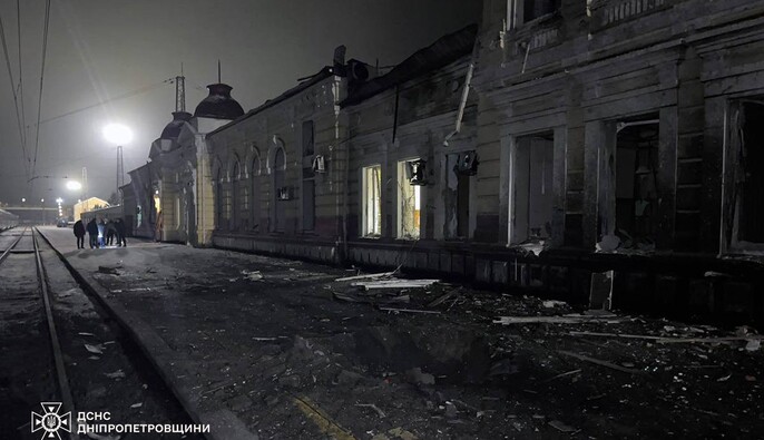 Обстрел Днепропетровской области: повреждена контактная сеть железной дороги, есть раненые