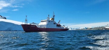 Ледокол "Ноосфера" стал первым украинским судном, пересекшим полярный круг