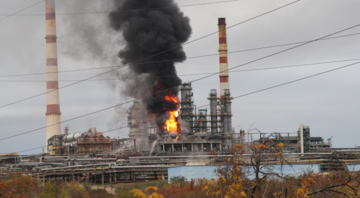 Саратовський НПЗ призупинив роботу після атаки БПЛА 13 грудня