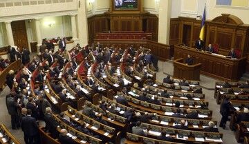 Рада готує закон про вибори під час війни та механізми голосування українців за кордоном — нардеп