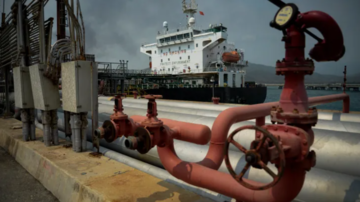 Трамп приказал блокировать все подсанкционные нефтяные танкеры Венесуэлы