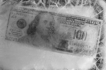 300 млрд доларів заморожених активів РФ недостатньо для репарацій — економіст