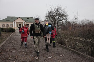 Атака РФ по территории школы в Запорожской области: пострадали женщина с ребенком