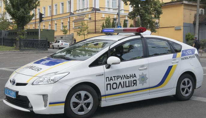 Поліція перевіряє інформацію про побиття учениці у школі в Києві