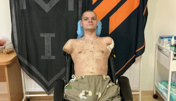 Инцидент с ветераном: «Приватбанк» извинился и пообещал покрыть лечение и протезирование