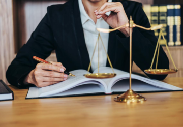 З Днем адвокатури! Найкращі привітання для захисників прав та свобод людини