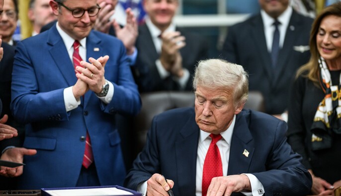 Трамп підписав оборонний бюджет США на 2026 рік з $400 млн допомоги Україні