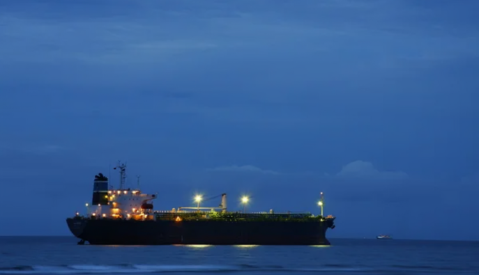 Атака в Средиземном море: что известно об инциденте с танкером «теневого флота» РФ  