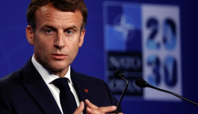 У Єлисейському палаці відреагували на готовність Путіна до діалогу з Макроном