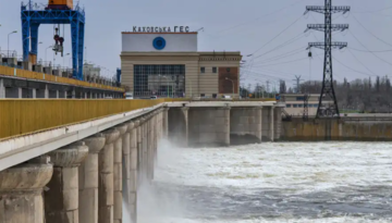 Зеленський оцінив відновлення Каховської дамби у 2 мільярди євро